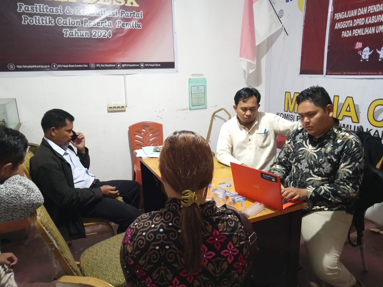 Pelayanan Helpdesk Pengajuan Bakal Calon DPRD Kabupaten Pakpak Bharat Pemilu Tahun 2024