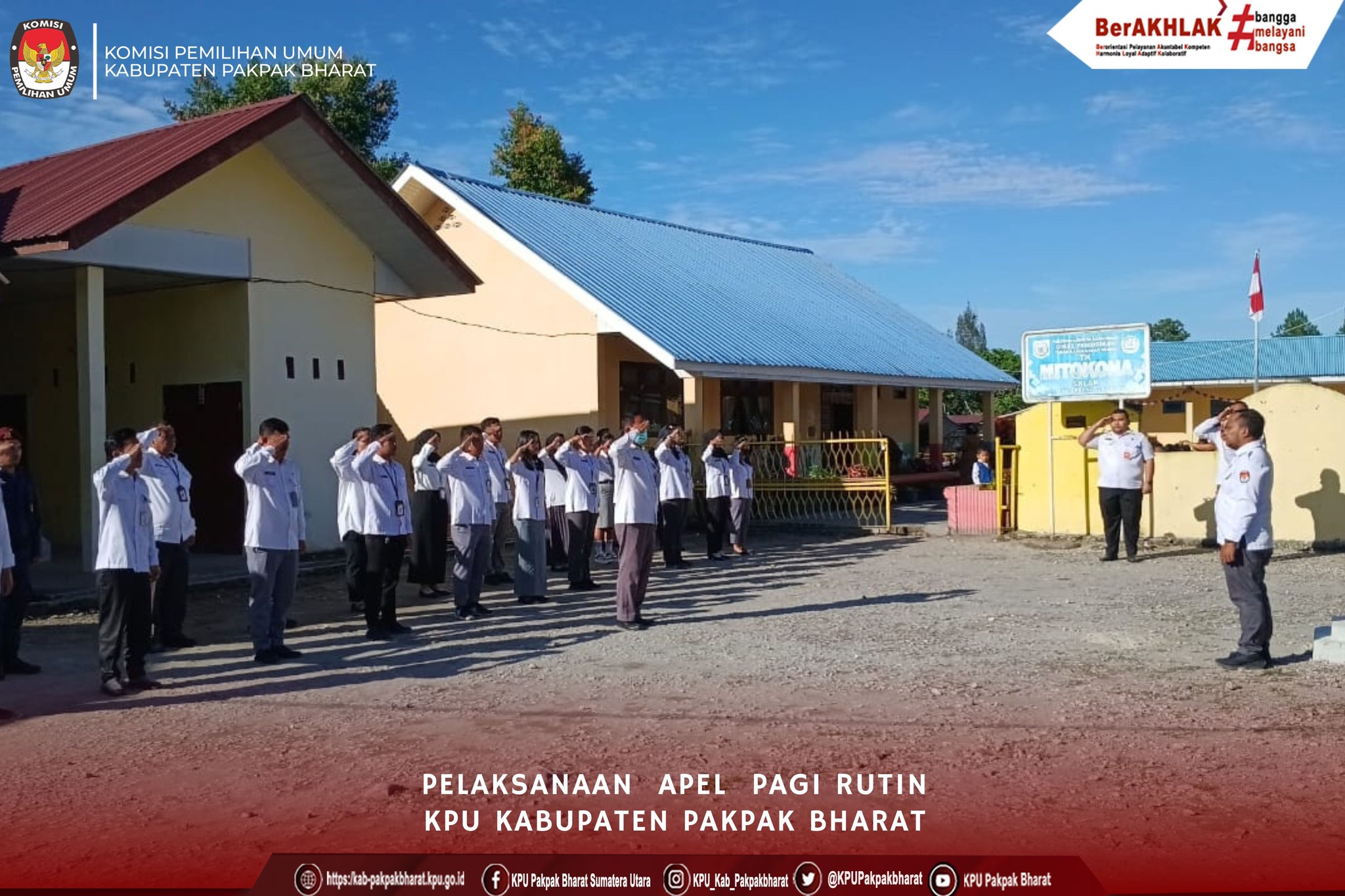 PELAKSANAAN APEL PAGI RUTIN